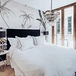 Ocho Suites&Kitchen